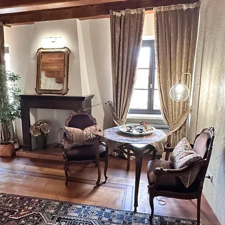 Truly - Delle Erbe Guest house Verona